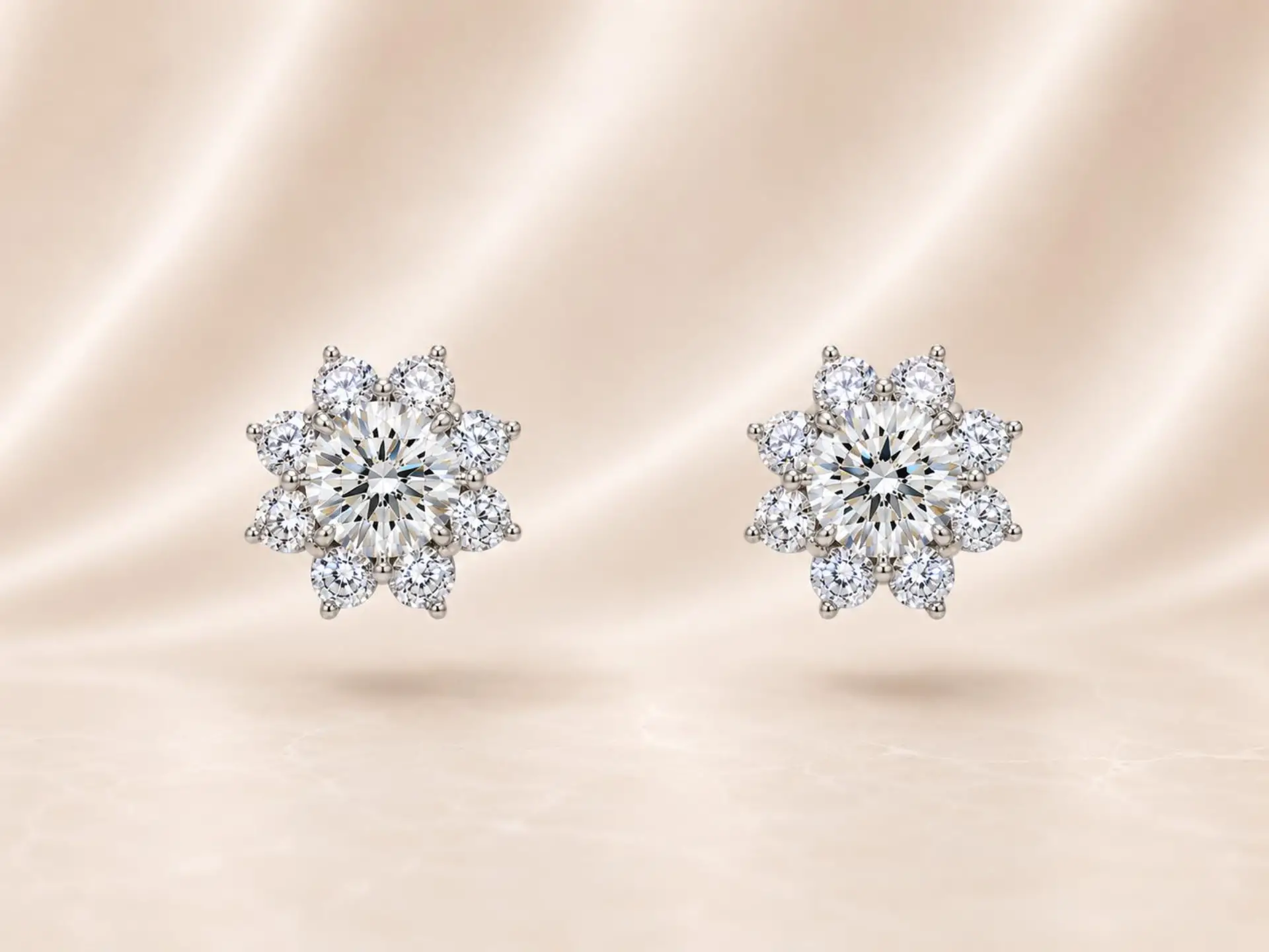 עגילי שלג – Snowflake Halo Studs